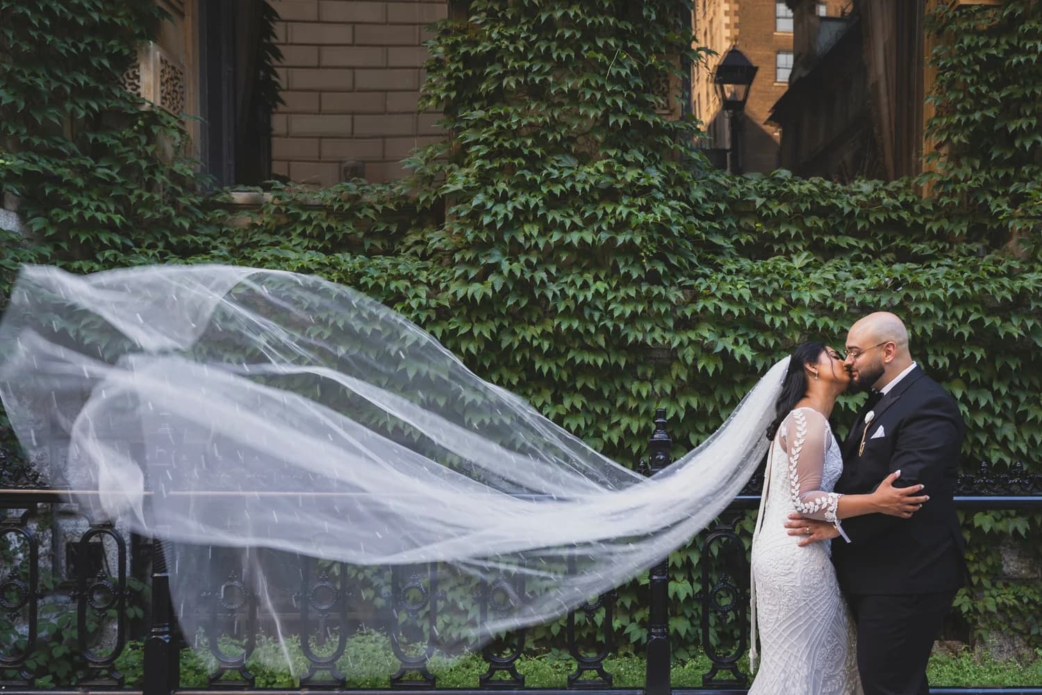 Wedding photography art and life slide 3